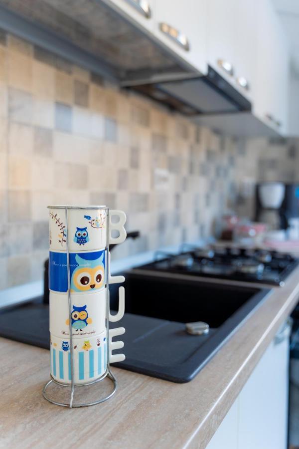 Unique Hotel Apartments ヤシ エクステリア 写真