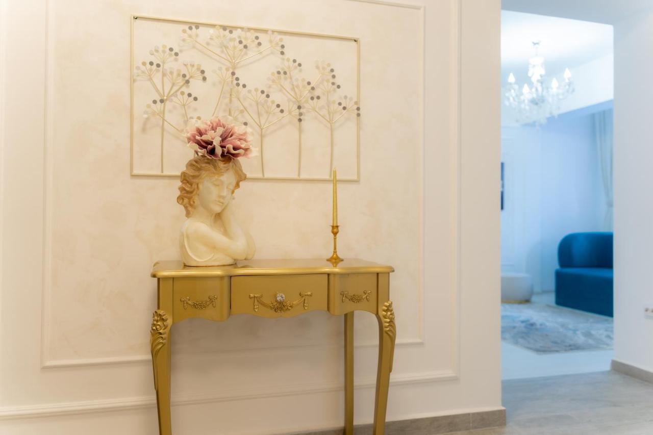 Unique Hotel Apartments ヤシ エクステリア 写真