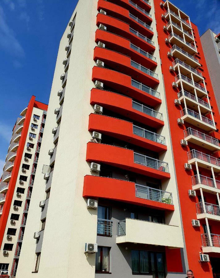 Unique Hotel Apartments ヤシ エクステリア 写真