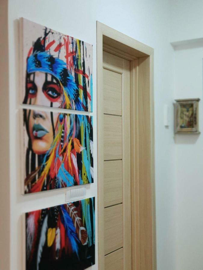 Unique Hotel Apartments ヤシ エクステリア 写真